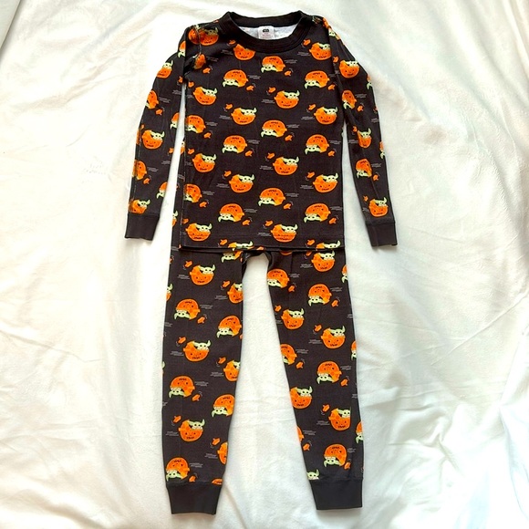 Hanna Andersson Pumpkin Baby Yoda- Grogu Pajamas - Picture 1 of 7